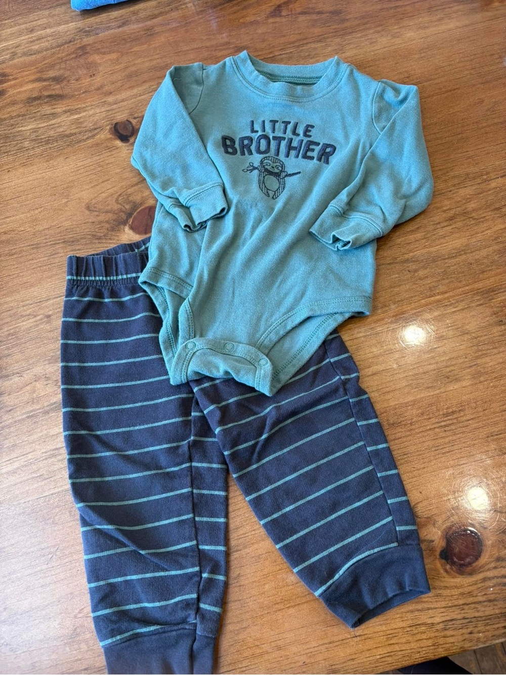 Bundles 12 month-2 T Guess, lp, jordan, nike, nano, disney, h&m and more - Picture 3 of 15